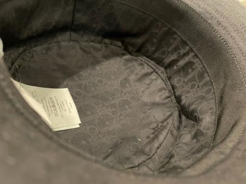 ディオールのハット