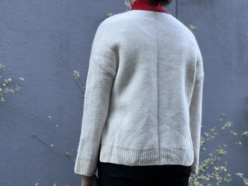 ハイネックニットのコラボアイテム