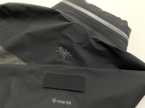 アウトドアブランドのARC'TERYX SYSTEM A