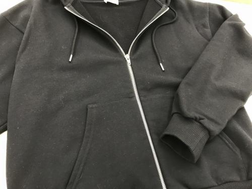 セリーヌのパーカー