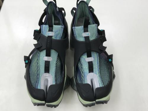 スニーカーのメンズ