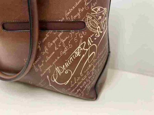 ラグジュアリーブランドのBerluti