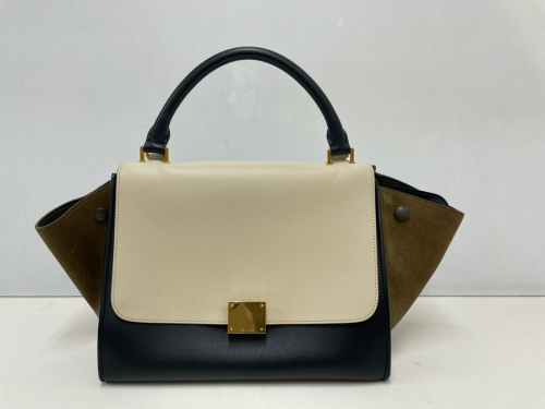 ラグジュアリーブランドのCELINE