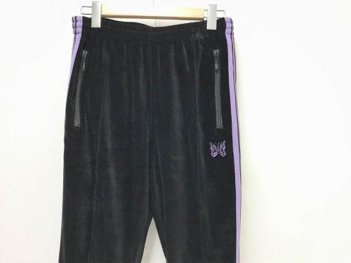 ニードルスのトラックパンツ