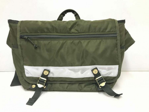 コラボ・別注アイテムのPORTER × sacai