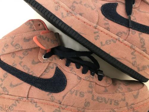 NIKE × LEVI’Sのナイキ × リーバイス