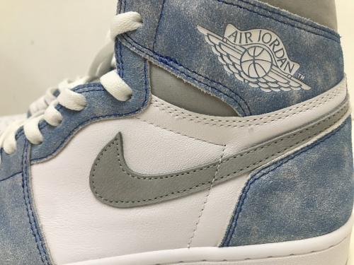 AIR JORDAN1 HIGH OG　HYPER ROYALのメンズ　ナイキ　ジョーダン