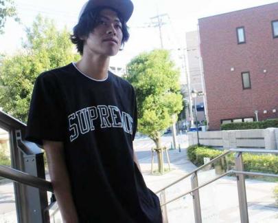 「シュプリームのSUPREME 」