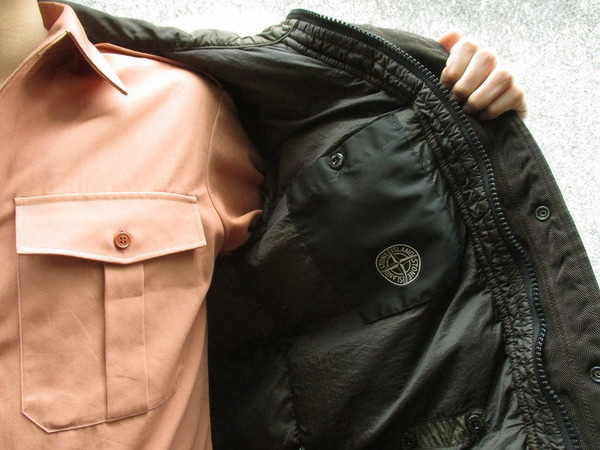 STONE ISLAND/ストーンアイランド】フード付きダウンジャケット