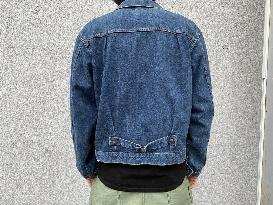 Levi's(リーバイス)】 70502XX 1ST復刻デニムジャケットのご紹介です 