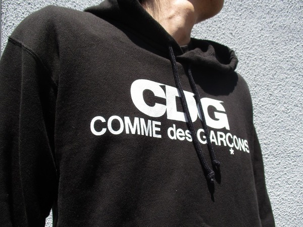 GOOD DESIGN SHOP COMME des GARCONS】CDGロゴプルオーバーパーカーが ...