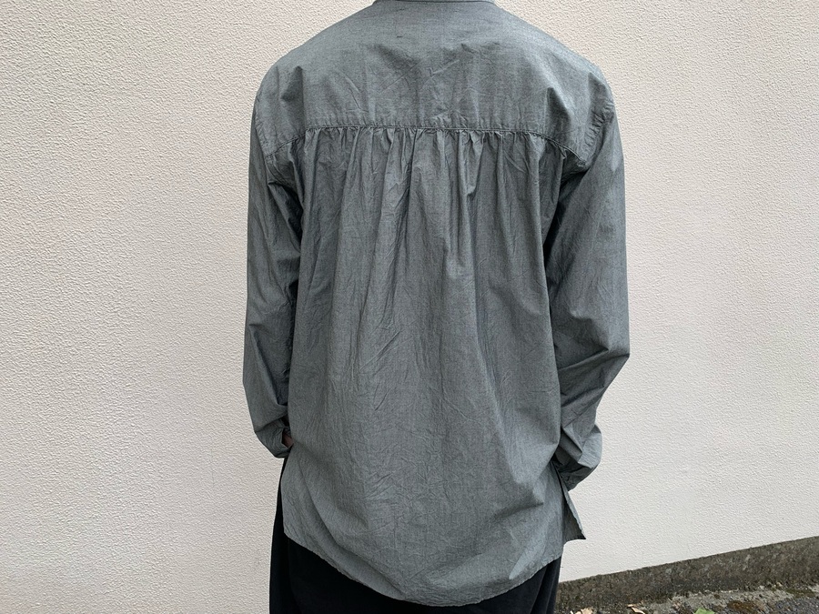OUTIL/ウティ】ノーカラープリーツシャツ が買取入荷致しました