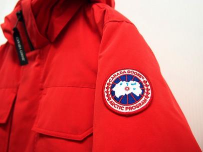 「インポートブランドのCANADA GOOSE 」