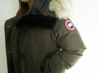 「インポートブランドのCANADA GOOSE 」