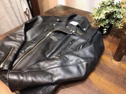 「アメカジブランドのLewis_Leathers 」