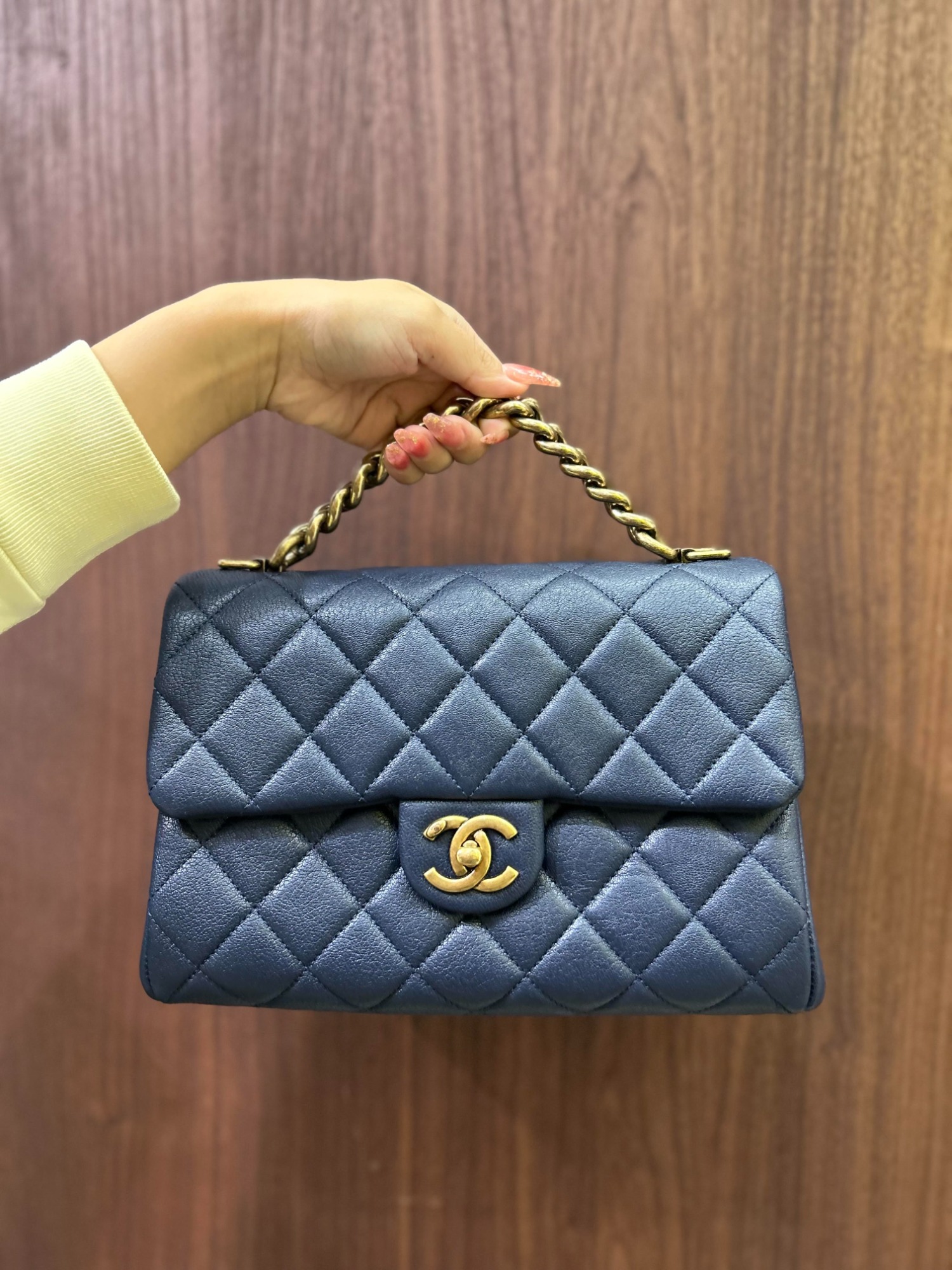 CHANEL/シャネル】より、マトラッセ チェーンショルダーバッグが買取