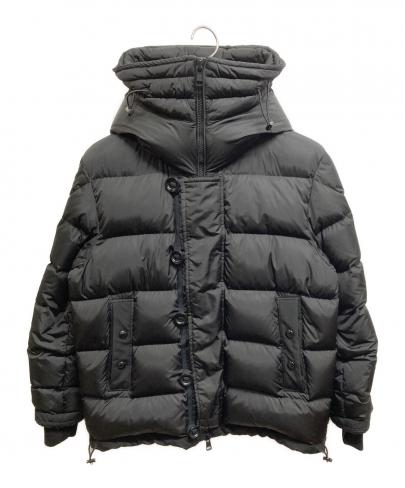 「ラグジュアリーブランドのMONCLER 」