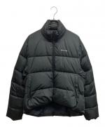 PRADA / プラダ】ダウンジャケット|洗練されたネイビーの艶めき。大人