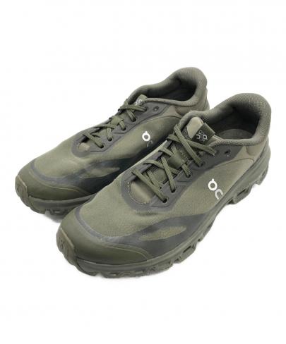 「ラグジュアリーブランドのLOEWE × on 」