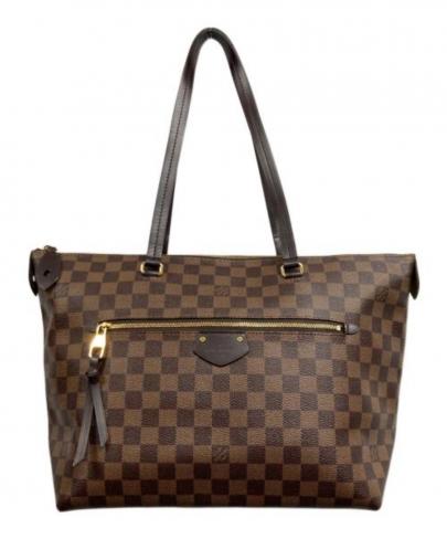 「ラグジュアリーブランドのLOUIS VUITTON 」