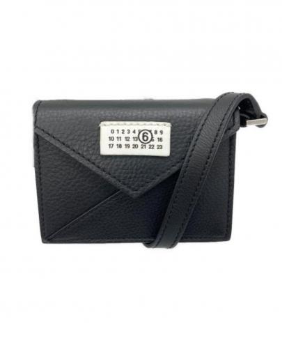 「ラグジュアリーブランドのMM6 Maison Margiela 」