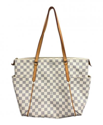 「ラグジュアリーブランドのLOUIS VUITTON 」
