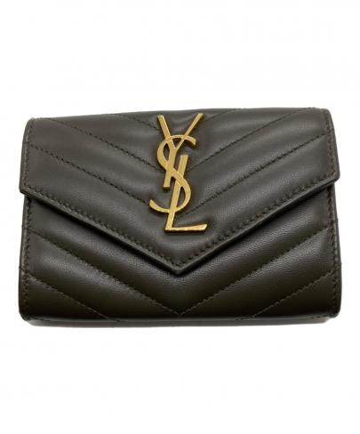「ラグジュアリーブランドのYVES SAINT LAURENT 」