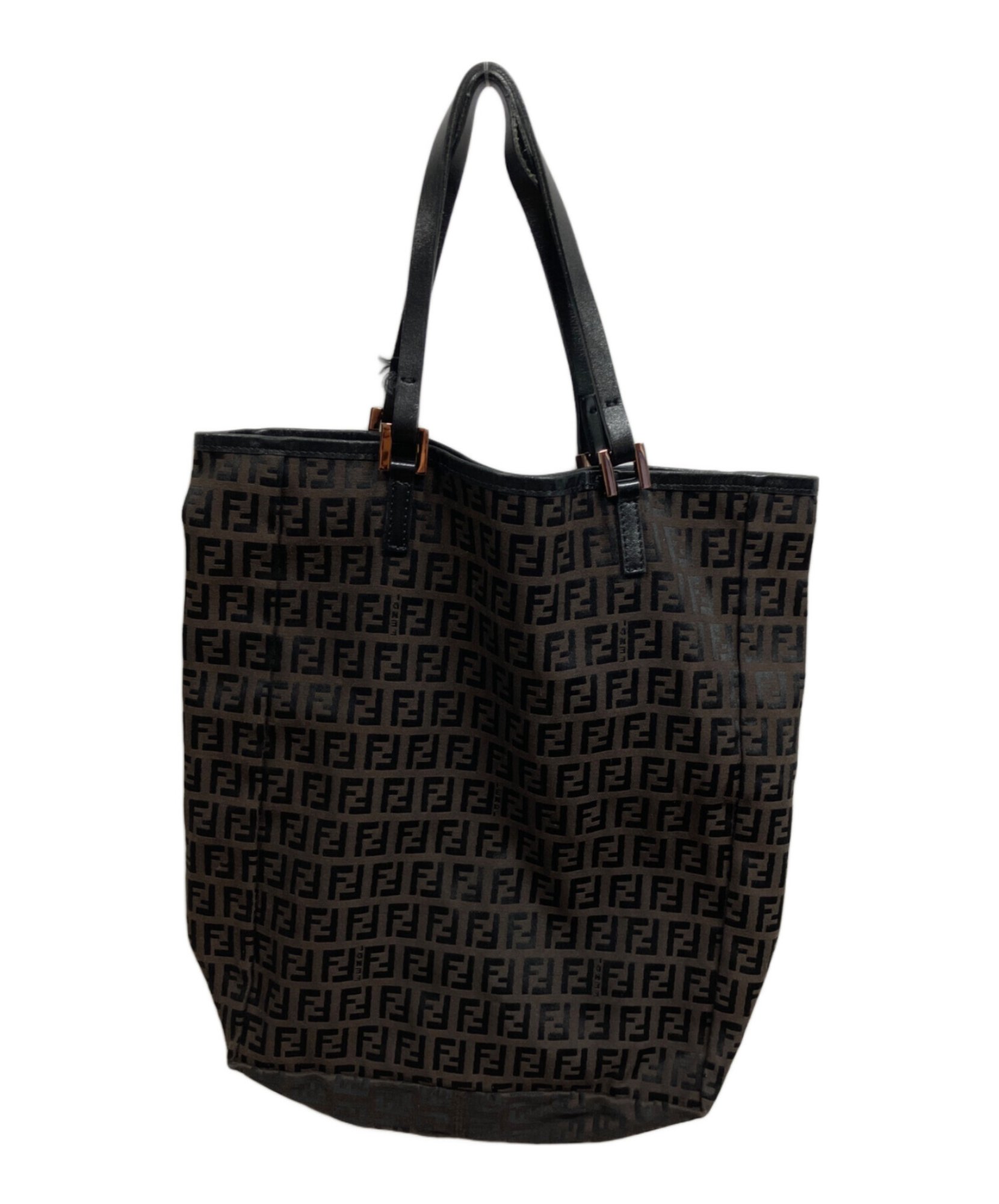 FENDI ズッカ柄 ハンドバッグ トートバッグ FENDI / フェンディ】トートバッグ | ズッカ柄のクラシカルな美しさと