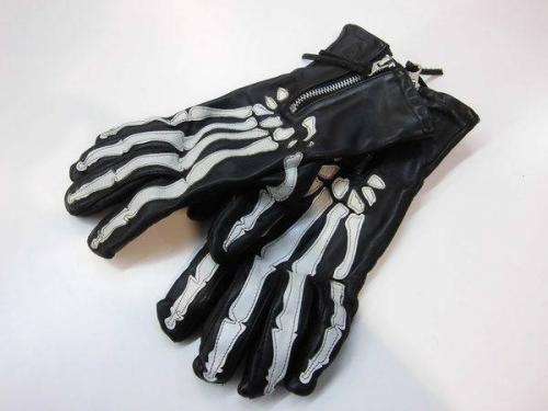 バイカー必見!!Vanson(バンソン)スケルトンボーングローブを買い取り