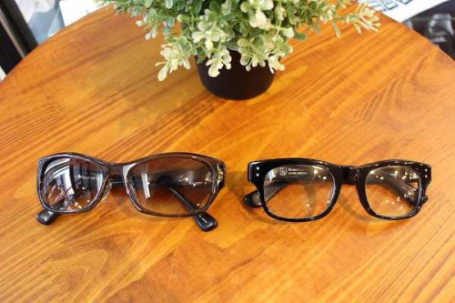 眼鏡のｻﾝｸﾞﾗｽ