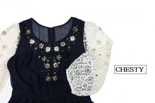 チェスティの赤文字