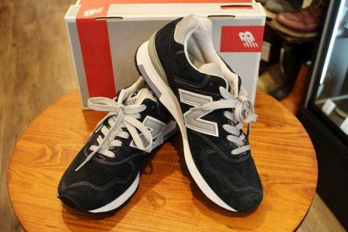 メンズのスニーカー