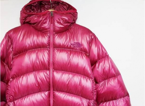 ダウンジャケットのマウンテンパーカー