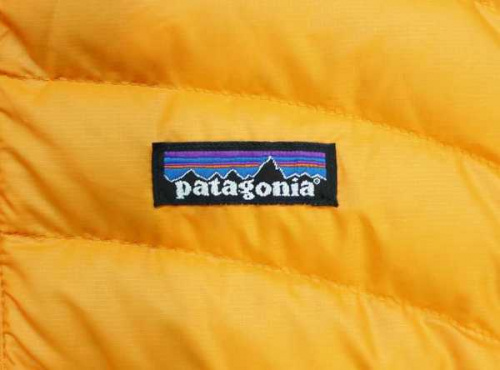 ダウンジャケット