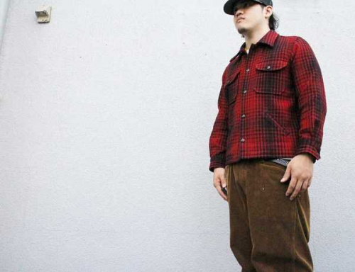 メンズのトップス