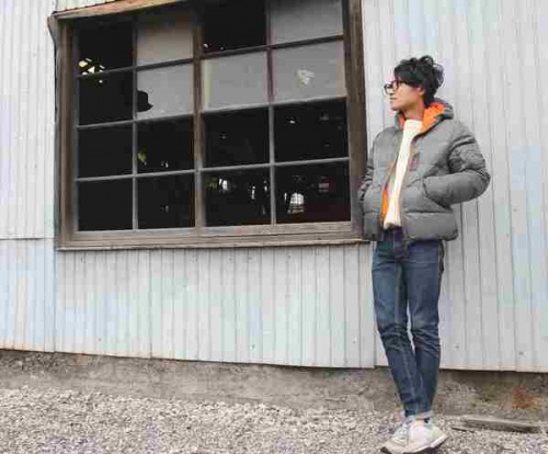 メンズのトップス