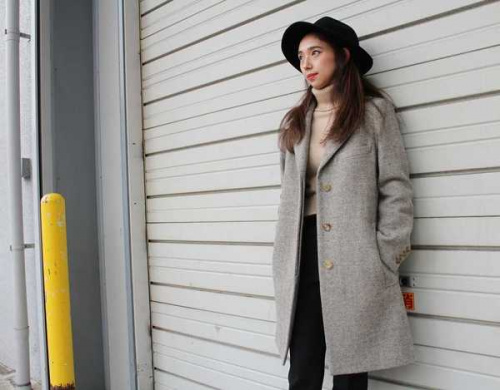 レディースのトップス