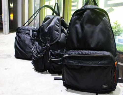 レディースのシューズ・バッグ