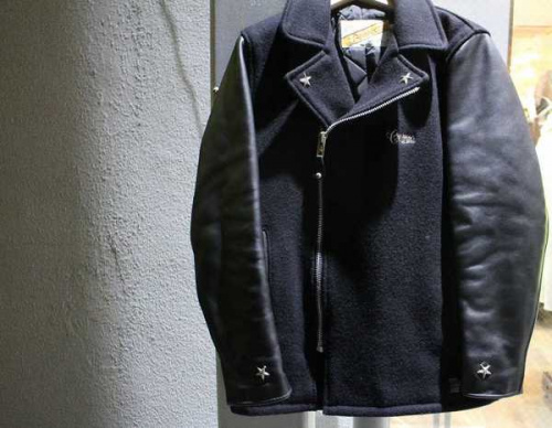 ライダースジャケットのPコート