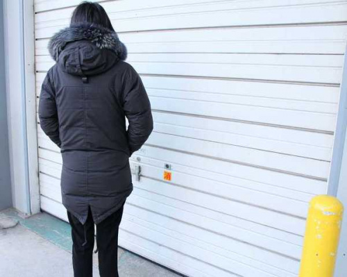 トップスのダウンジャケット