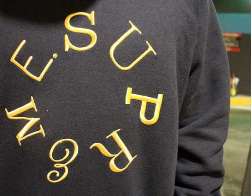 トップスのスウェット