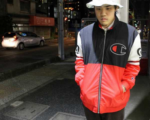 メンズのトップス