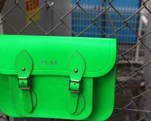 ケンブリッジサッチェルのRon Herman