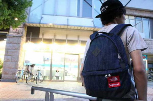 メンズのバッグ