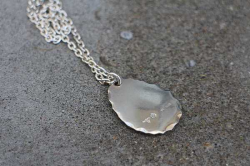 シルバーのアクセサリー