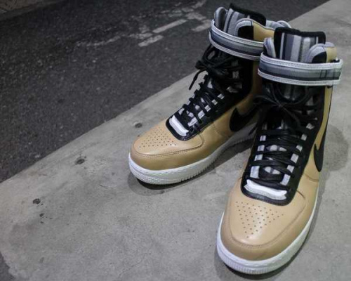NIKEのGIVENCHY