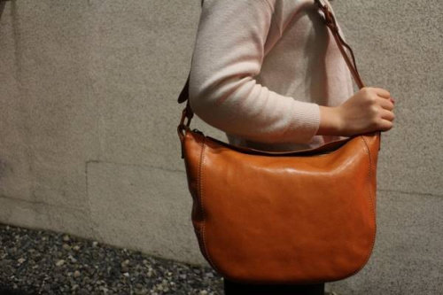 レザーのナチュラル