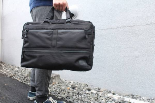 ブリーフケース