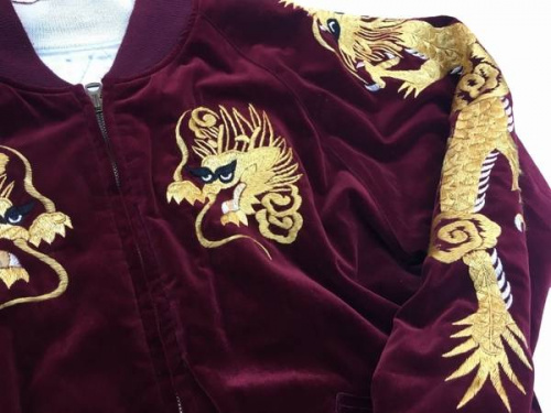 ウエアハウスのスカジャン