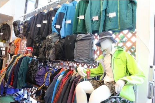 アウトドアのバックパック